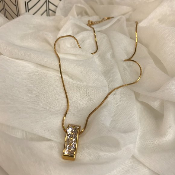 Necklace | Gold Tone & Crystal Pendant - Picture 7 of 11